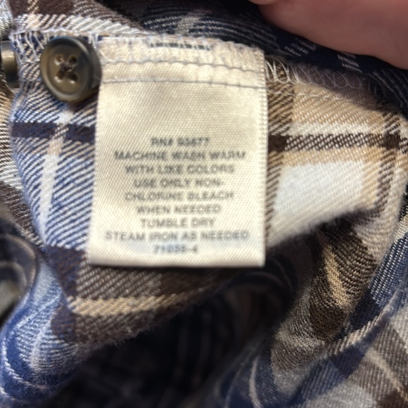 St. John’s bay brown cream a& blue stripe plaid flannel button down shirt size m - Picture 5 of 6